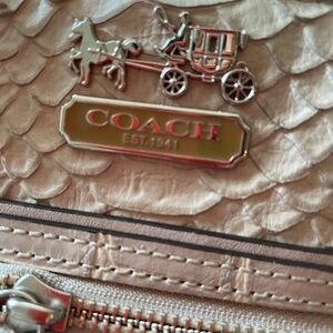 Coach Madison Lindsey Embossed Exotic Pocket Satchel Tote A1220-19635 Taupe